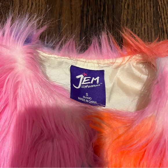 🚫SOLD🚫Girls Jem And the Holograms Faux Fur Multi-color Vest - Picture 3 of 4